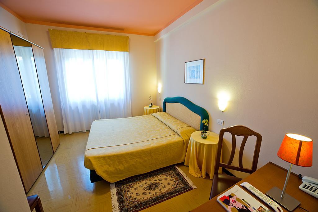 Hotel Europa Porlezza Room photo